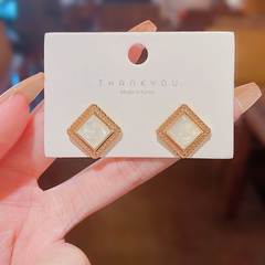 Simple Diamond Geometric Earrings for Women Dripping Oil Stud Earrings Wholesale