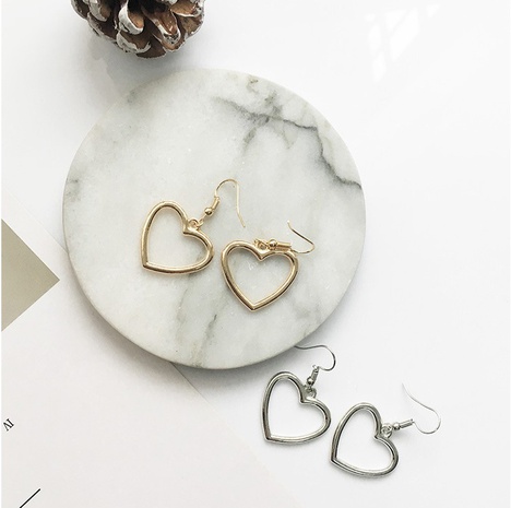 Fashion Sweet Cutout Geometric Heart-Shaped Simple Alloy Earrings's discount tags