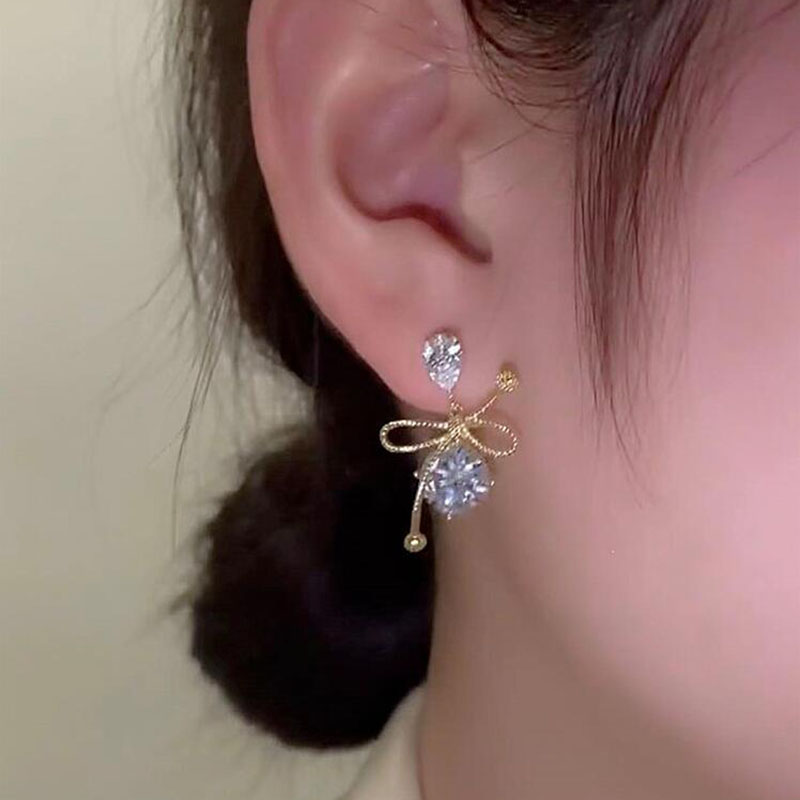 Fashion Bow Inlaid Zircon Long Geometric Women Copper Earringspicture3