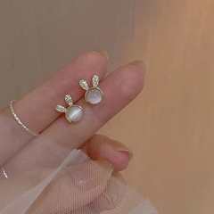 Fashion Exquisite Three-Dimensional Opal Rabbit Stud Women's Earrings