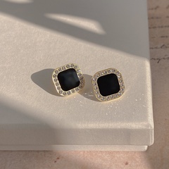 Mode Einfachen Quadratischen Alloy Stud Ohrringe frauen Diamant-Embedded Großhandel