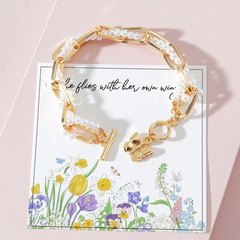 Fashion Jewelry Acrylic Pearl Chain Butterfly Shaped Pendant Lock Bracelet