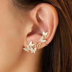Mode Voller Diamanten Asymmetrische Schmetterling Geformt Bolzen Ohrringe