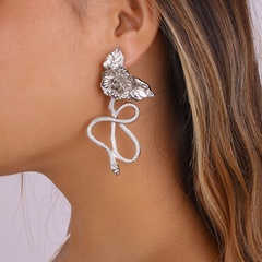 Fashion Female Rose Snake-Shaped Baroque Creative Alloy Earrings