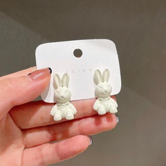 Neue Mode Nette Weiße Kaninchen Form Alloy Stud Ohrringe