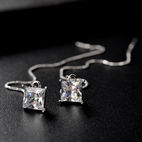 Mode Einfache Quaste Kristall Zirkon Intarsien Stud Ohrringe Ornament's discount tags