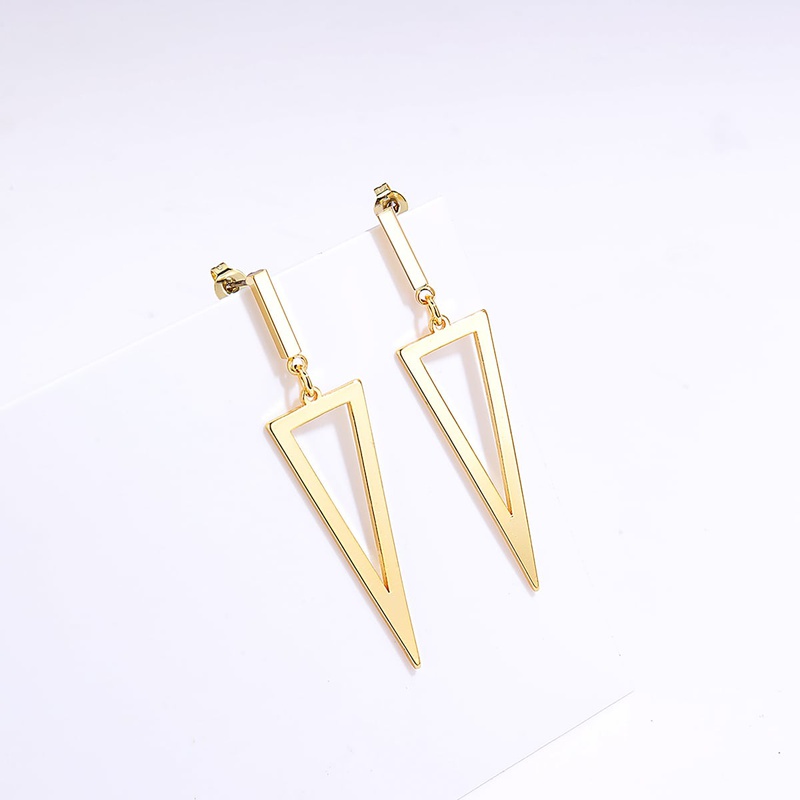Mode Einfache Dreieck Form Galvani 18K Gold Kupfer Ohrringe