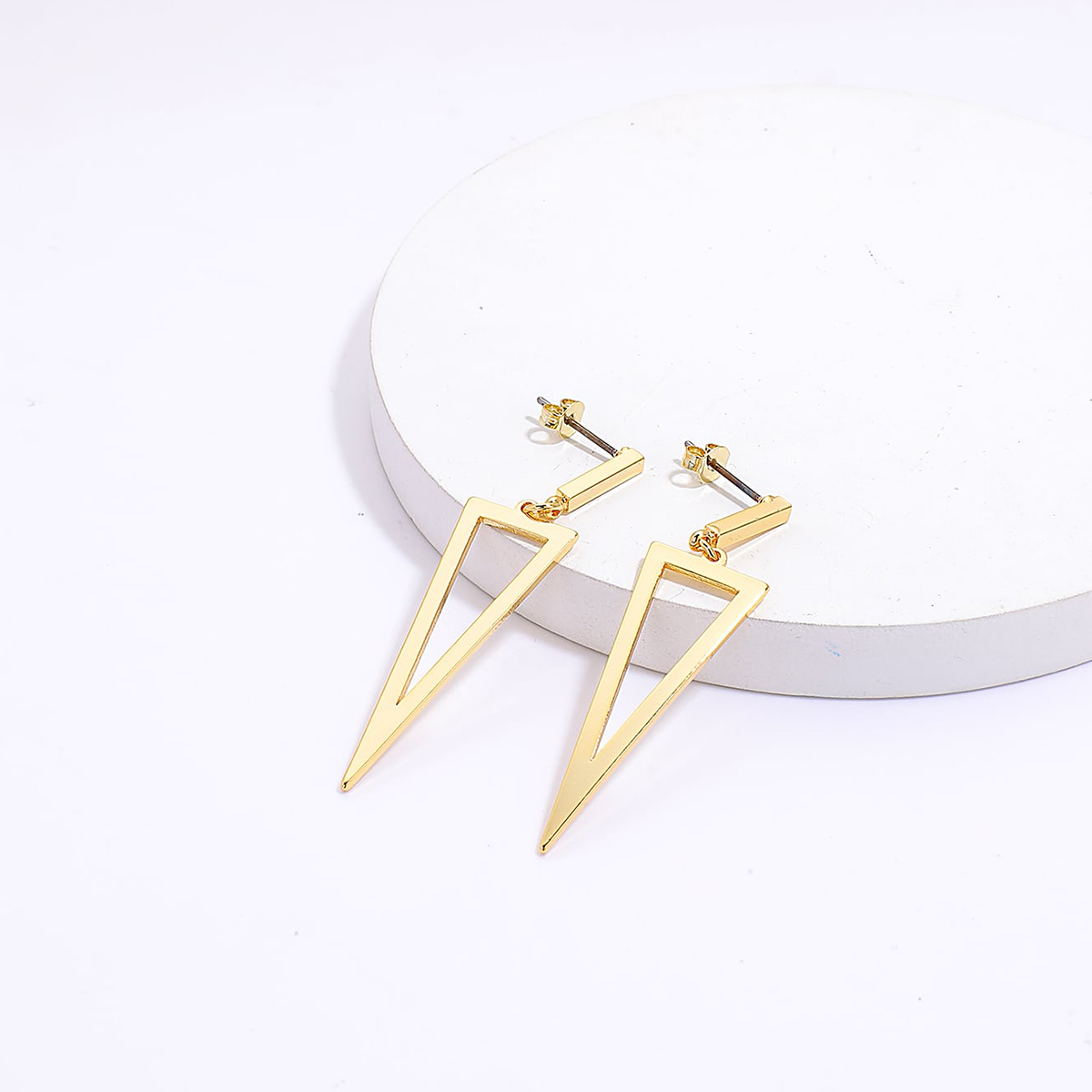 Mode Einfache Dreieck Form Galvani 18K Gold Kupfer Ohrringepicture3