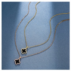 Fashion Female 18K Gold Diamond Four-Leaf Clover Pendant Titanium Steel Necklace