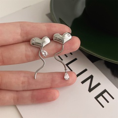 Fashion Simple Metal Heart Asymmetric Shape Tassel Alloy Earrings