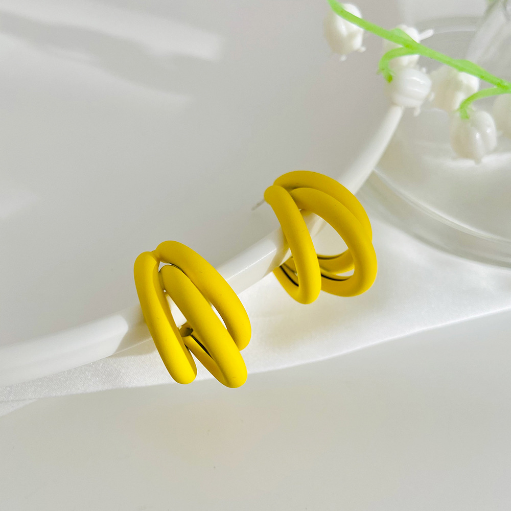 Koreanischen Stil Sigkeiten Farbe Kreis Ohrringe Geometrische DreiSchicht Halbe Ring Legierung Ohrringepicture3