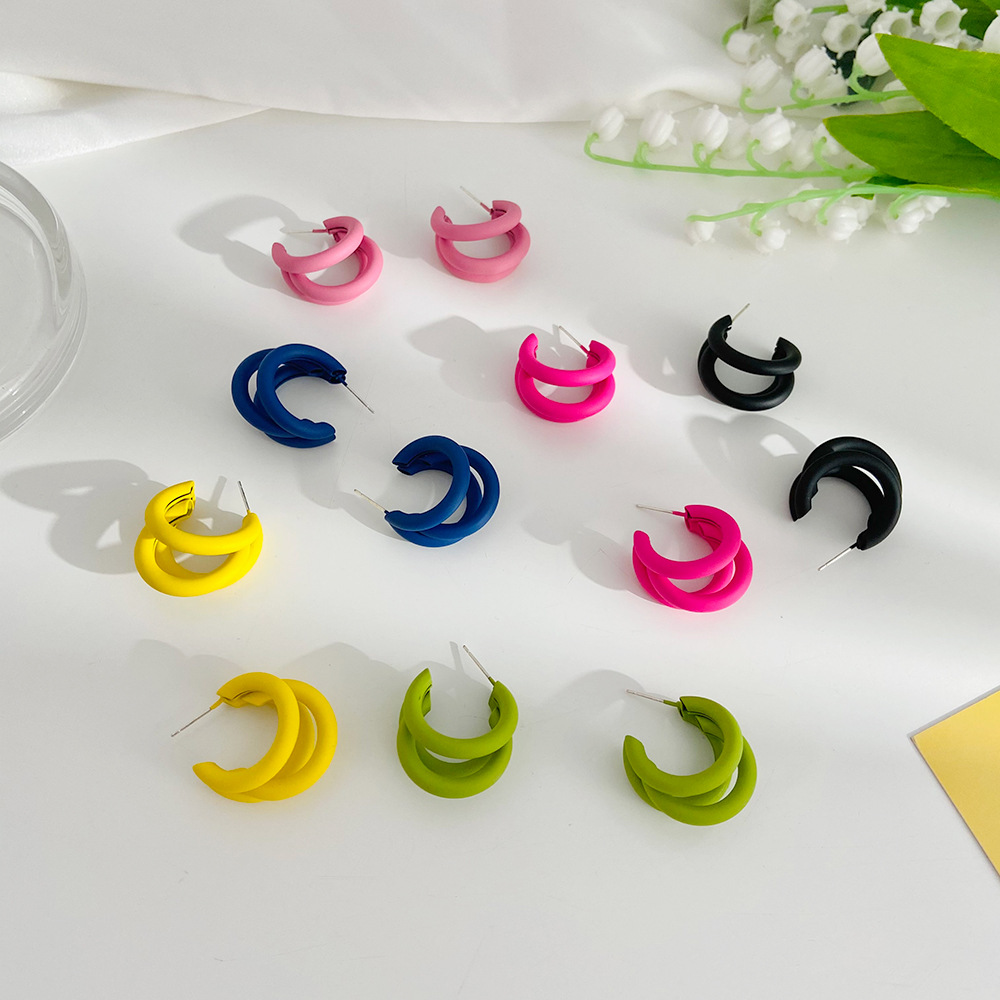 Koreanischen Stil Sigkeiten Farbe Kreis Ohrringe Geometrische DreiSchicht Halbe Ring Legierung Ohrringepicture5