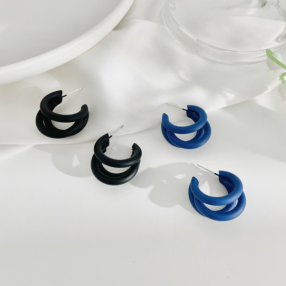 Koreanischen Stil Sigkeiten Farbe Kreis Ohrringe Geometrische DreiSchicht Halbe Ring Legierung Ohrringepicture6