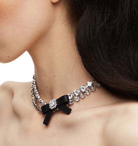 Collar de diamantes de imitación de doble capa con cuello de circón y lazo de cuero's discount tags