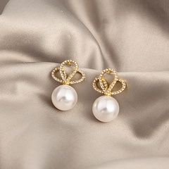 Fashion Simple Diamond Crown Pearl Earrings Alloy Earrings