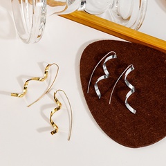 Fashion Simple Twisted Long Geometric Earrings Copper Earrings