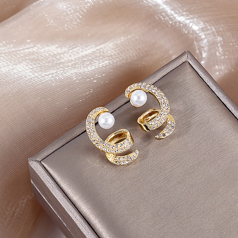 Fashion Creative Spiral Pearl Earrings Snake-Shaped Retro Alloy Earrings's discount tags