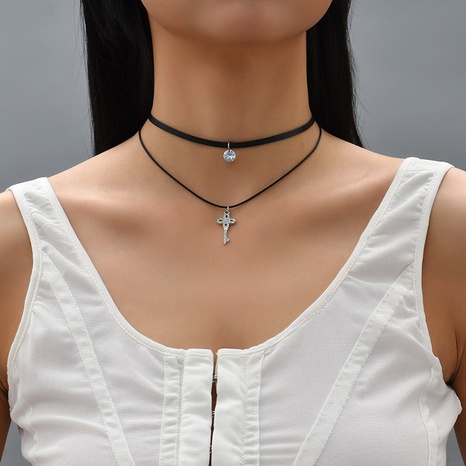 Korean-Stil Einfache Multi-Schicht Strass Schlüssel Schlüsselbein Halskette's discount tags