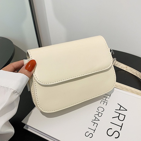Women's New Fashion Casual Simple Shoulder Messenger Retro Small Square Bag's discount tags