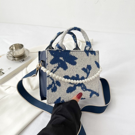 Fashion Retro Handbags Female 2022 Spring New Casual Jacquard Small Pearl Square Bag's discount tags