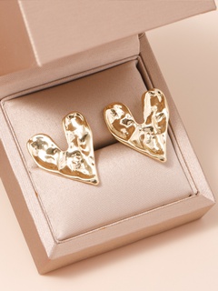 Celebrity Style Love Heart Earrings Texture 925 Silver Needle Fashionable Minority Design Retro Peach Heart Stud Earring Earrings for Women
