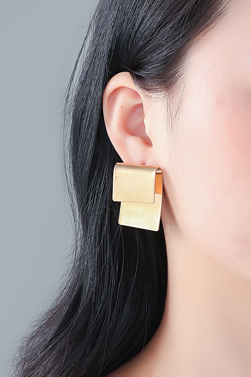 925 silberne Nadel Temperament Metall quadratische Ohrringe weibliche Nische kalte Landschaft Gesicht Ohrringe Koreanische einfache Persnlichkeit Ohrringe
