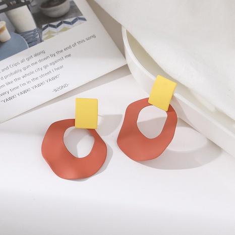 Einfarbig Personalisierte Spirale Übertrieben Ohrringe's discount tags