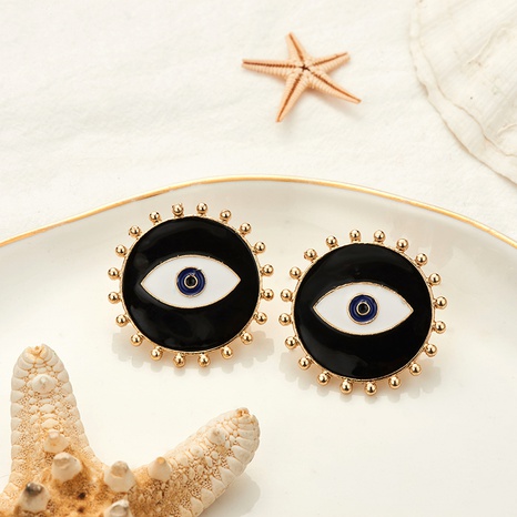 2022 nueva moda creativa chapado en oro ojos malvados pendientes para mujeres's discount tags