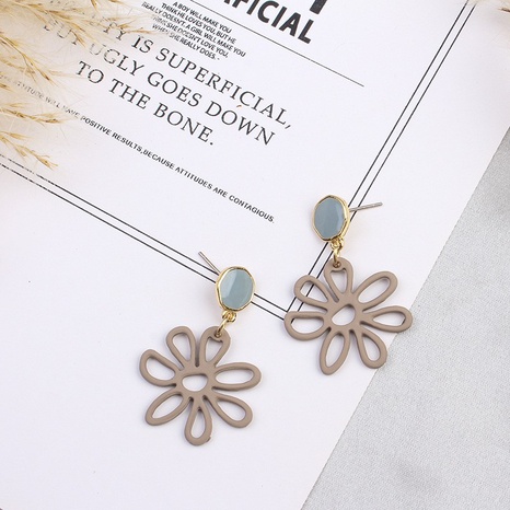 sterling Silver Needle Bohemian Style Simple Cutout Irregular Flowers Earrings's discount tags