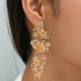 Fashion Flower Alloy Drop Earringspicture10