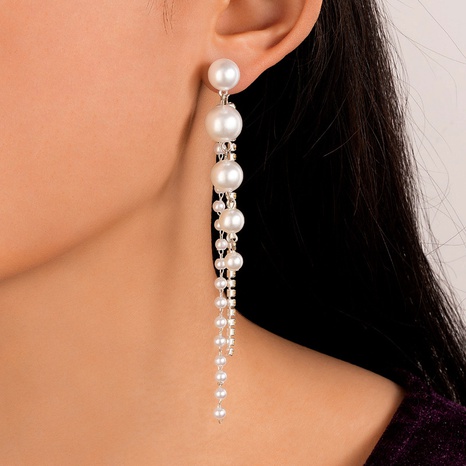 Pendientes de aleación geométricos con cuentas de cadena de diamantes de imitación de perlas de moda's discount tags