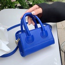 2022 New Summer solid color Messenger Portable Small Square Bagpicture8