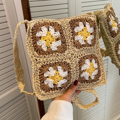 2022 nueva bolsa de paja tejida con flores de cuatro cuadrículas de verano