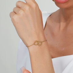 Fashion Simple Stainless Steel Electroplating 18K Golden Heart Bracelet