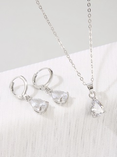Shiny Geometric Alloy Artificial Diamond Earrings Necklace 1 Set