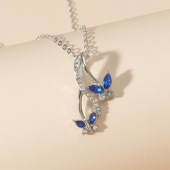 Mode Elegante Strass Intarsien Blau Schmetterling Anhänger Schlüsselbein Kette Halskette