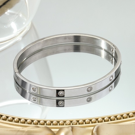 Fashion Simple Polished O-Shaped Stainless Steel Rhinestone Inlaid Bracelet's discount tags