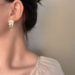 Simple alloy Micro Inlaid Zircon White Camellia Asymmetric Long Fringe Earrings