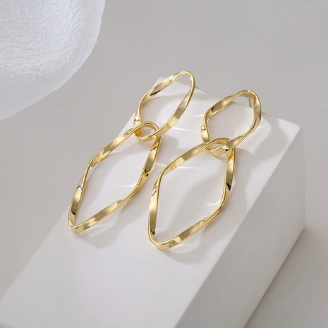 Nuevo estilo cobre 18K chapado en oro rombos pendientes geométricos colgantes's discount tags