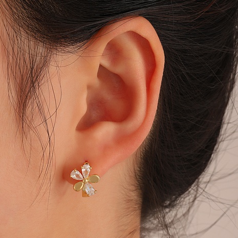 Einfache stil Kupfer Micro Intarsien Zirkon Blume herz Ohrringe's discount tags