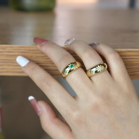 Moda Retro Esmeralda Zircon chapado en oro dedo índice apertura anillo ajustable al por mayor's discount tags