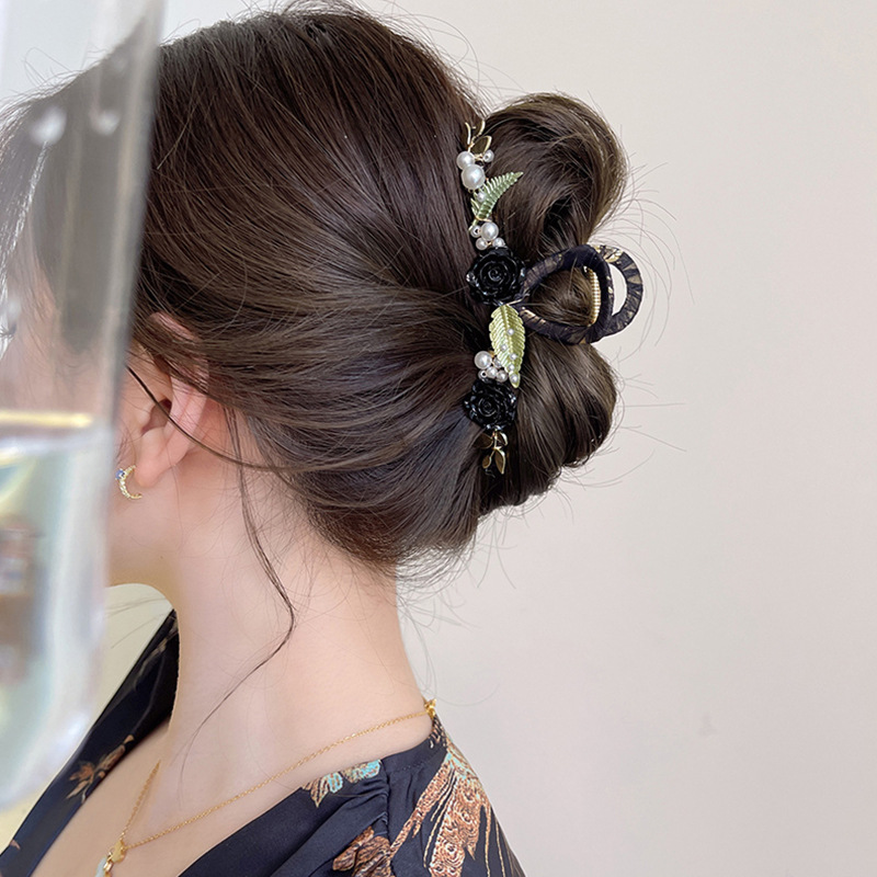 Fashion Vintage Pearl Flower Shaped Barrettes Hair Clip Hair Accessoriespicture3