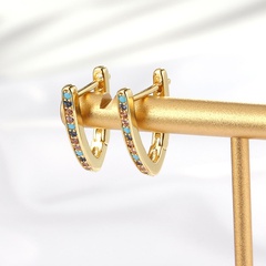 Mode Einfache Kupfer Galvani 18K Gold Farbe Zirkon V-Förmigen Ohrringe