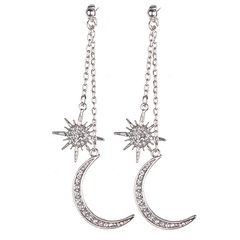 Moda Popular diamantes de imitación sol Luna decoración pendientes tachuelas