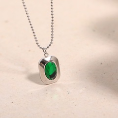 Fashion Simple Oval Emerald Zircon Titanium Steel Necklace