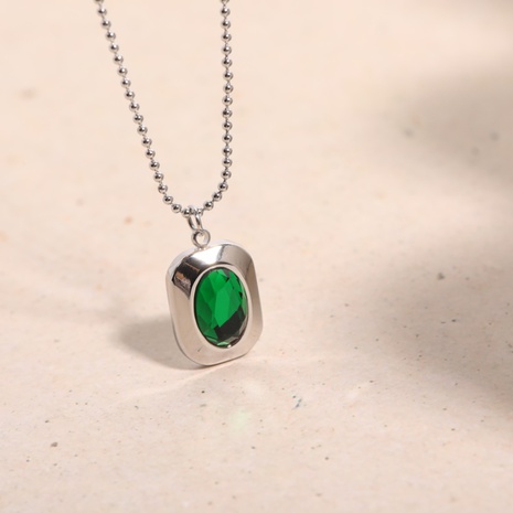Mode Einfache Oval Smaragd Zirkon Titan Stahl Halskette's discount tags