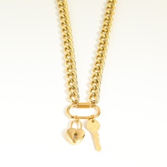 Nuevo collar de acero de titanio de oro de 18 quilates con llave de corazón con cerradura de núcleo de moda