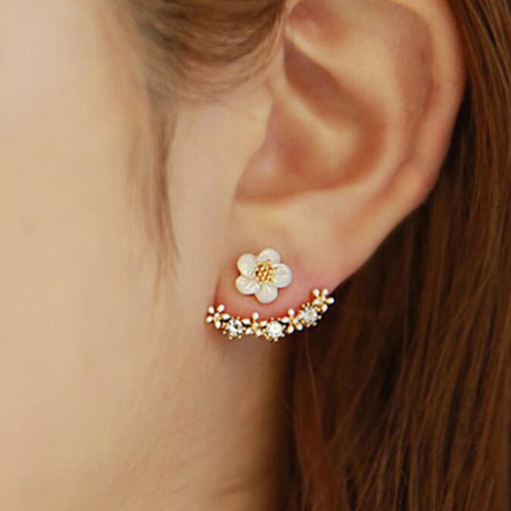 Fashion new Little Daisy Blume form Ohr Studs's discount tags