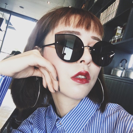 New Style Fashion Cat Eye Frame Women's Metal Sunglasses's discount tags