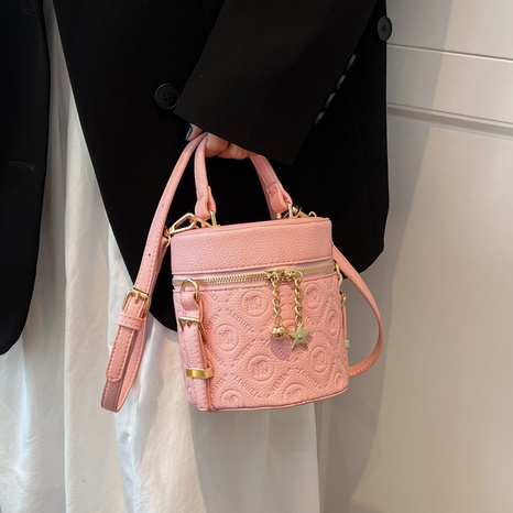 Women 2022 Summer New Fashion Messenger Shoulder Handbag round Bag's discount tags